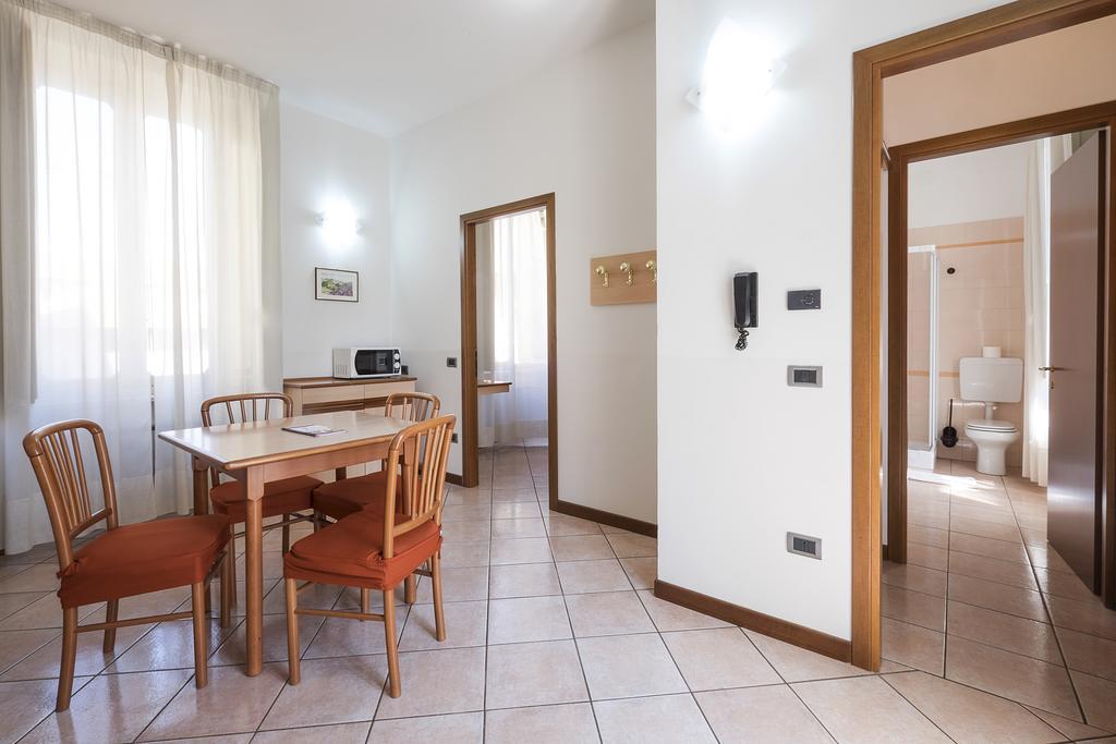 Residence XX Settembre Alba  Room photo